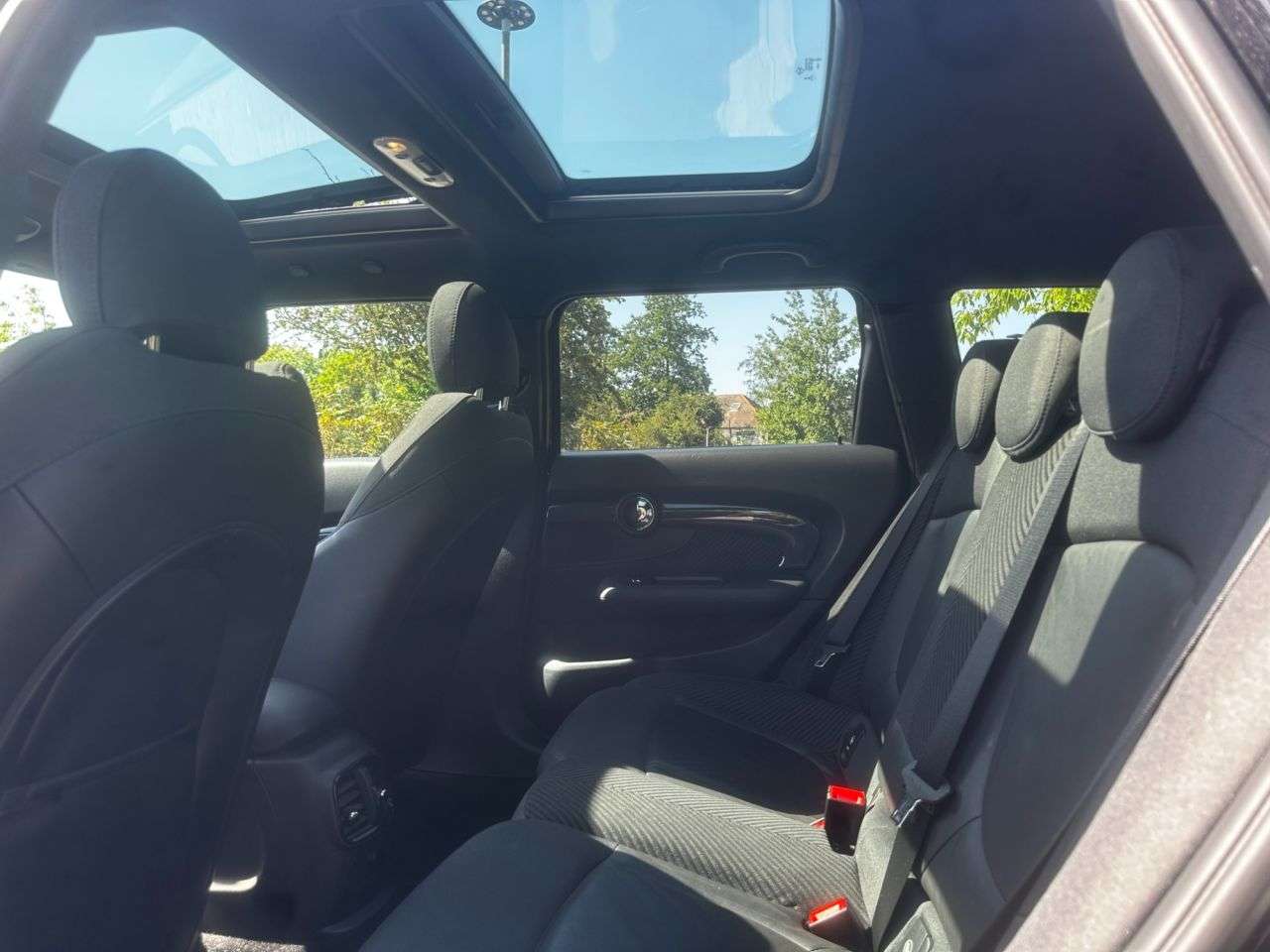 2017 MINI CLUBMAN 2017 MINI CLUBMAN