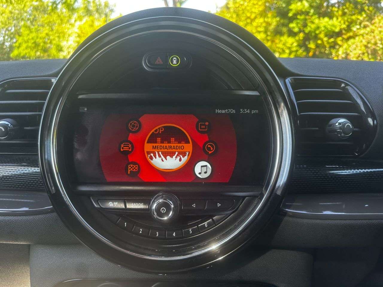2017 MINI CLUBMAN 2017 MINI CLUBMAN