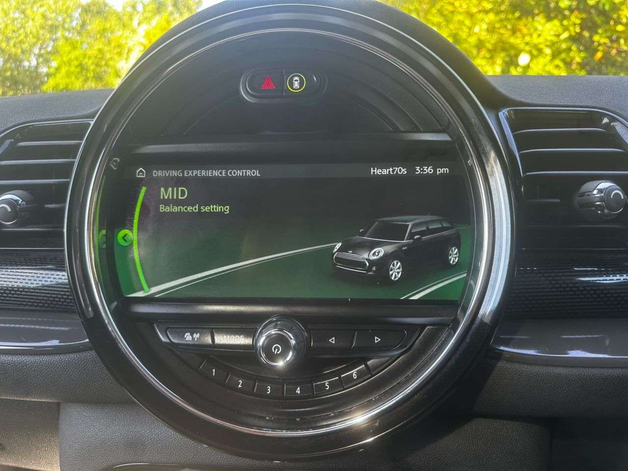 2017 MINI CLUBMAN 2017 MINI CLUBMAN