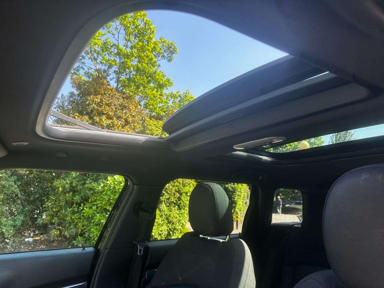 2017 MINI CLUBMAN 2017 MINI CLUBMAN