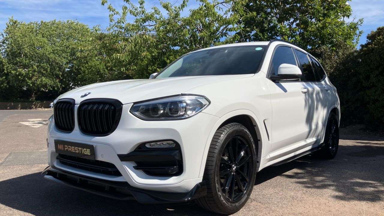 A 2019 BMW X3 2.0 20i GPF SE SUV 5dr Petrol Auto xDrive Euro 6 (s/s) (184 ps) 18in BLK AL A 2019 BMW X3 2.0 20i GPF SE SUV 5dr Petrol Auto xDrive Euro 6 (s/s) (184 ps) 18in BLK AL