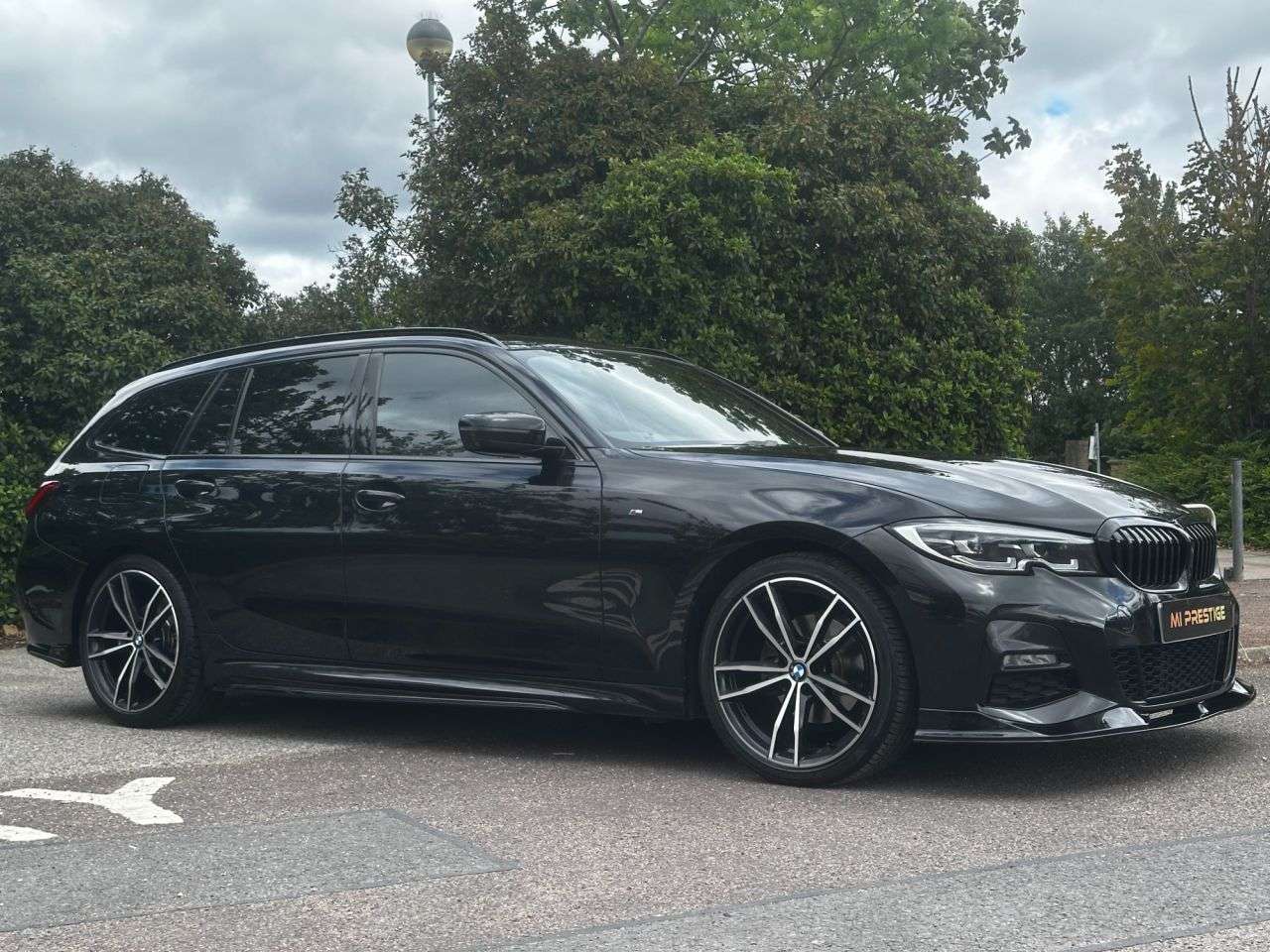 A 2020 BMW 3 SERIES 2.0 320i M Sport Touring 5dr Petrol Auto Euro 6 (s/s) (184 ps) 19in MSP ALL A 2020 BMW 3 SERIES 2.0 320i M Sport Touring 5dr Petrol Auto Euro 6 (s/s) (184 ps) 19in MSP ALL