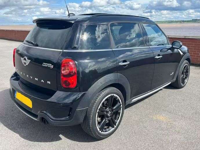 A 2014 MINI COUNTRYMAN 1.6 Cooper S SUV 5dr Petrol Auto ALL4 Euro 5 (184 ps) CHILI PACK-HEATED SEA A 2014 MINI COUNTRYMAN 1.6 Cooper S SUV 5dr Petrol Auto ALL4 Euro 5 (184 ps) CHILI PACK-HEATED SEA