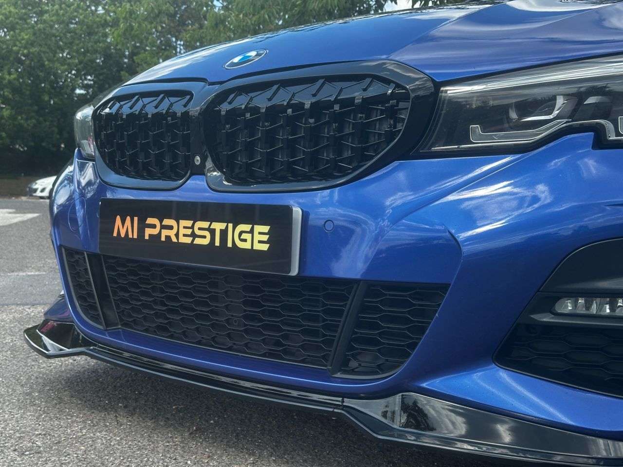 A 2019 BMW 3 SERIES 2.0 330i M Sport Saloon 4dr Petrol Auto Euro 6 (s/s) (258 ps) SURROUND CAMS A 2019 BMW 3 SERIES 2.0 330i M Sport Saloon 4dr Petrol Auto Euro 6 (s/s) (258 ps) SURROUND CAMS