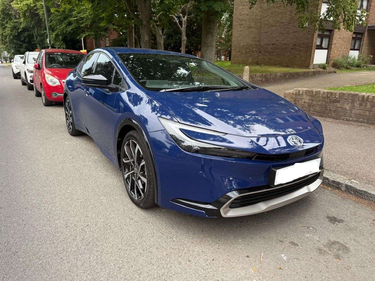A 2025 TOYOTA PRIUS 2.0 13.6kWh Excel Hatchback 5dr Petrol Plug-in Hybrid CVT Euro 6 (s/s) (223 A 2025 TOYOTA PRIUS 2.0 13.6kWh Excel Hatchback 5dr Petrol Plug-in Hybrid CVT Euro 6 (s/s) (223