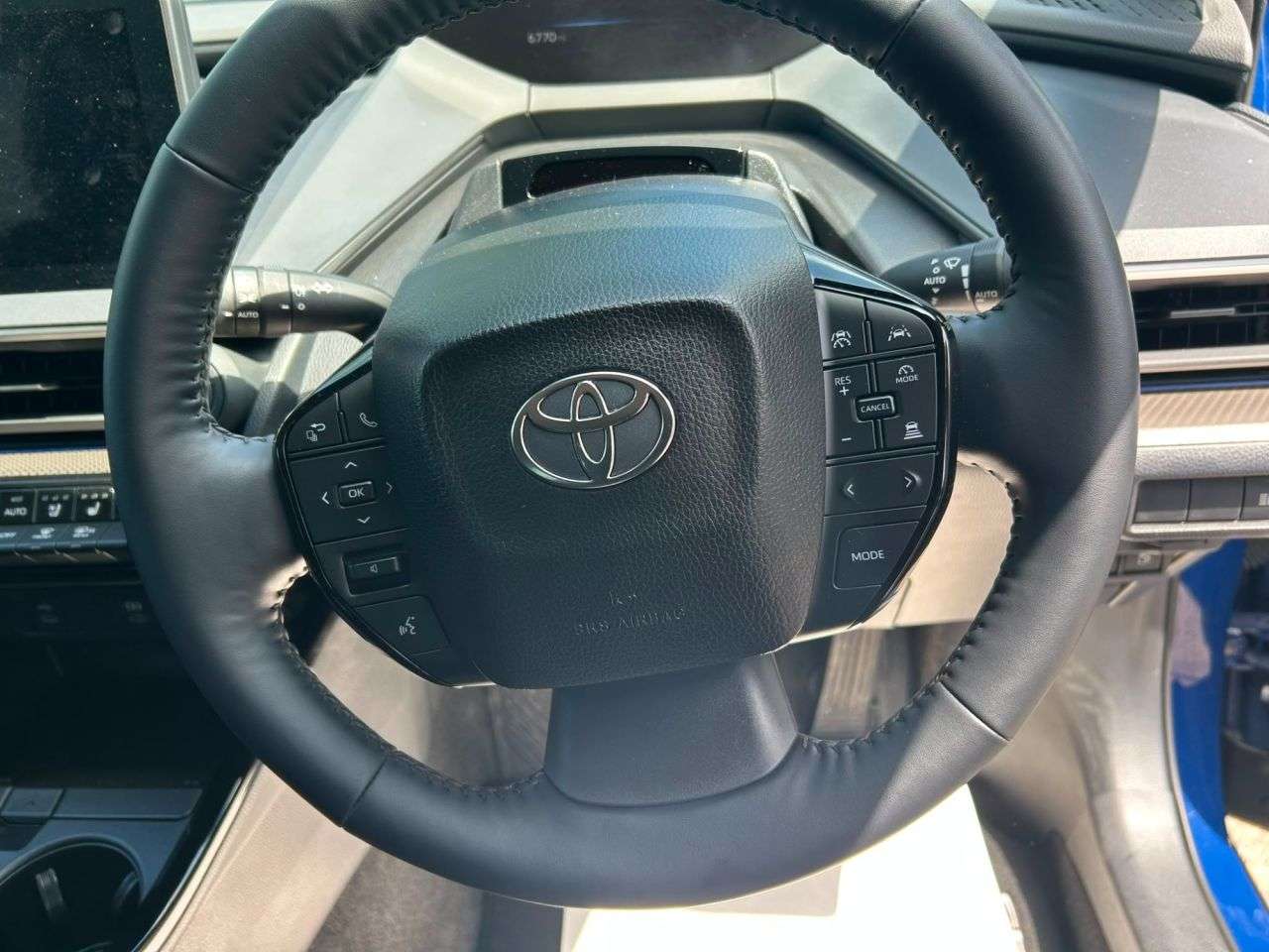 2025 TOYOTA PRIUS 2025 TOYOTA PRIUS