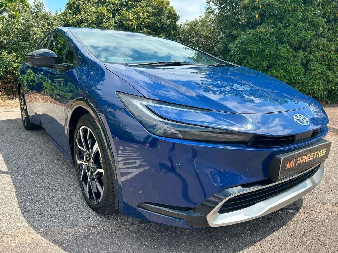 A 2025 TOYOTA PRIUS 2.0 13.6kWh Excel Hatchback 5dr Petrol Plug-in Hybrid CVT Euro 6 (s/s) (223 A 2025 TOYOTA PRIUS 2.0 13.6kWh Excel Hatchback 5dr Petrol Plug-in Hybrid CVT Euro 6 (s/s) (223