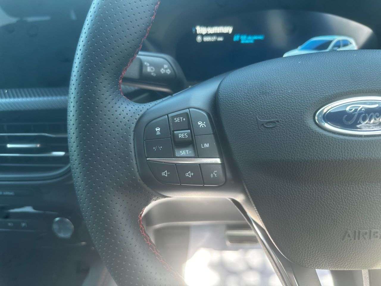 2025 FORD KUGA 2025 FORD KUGA