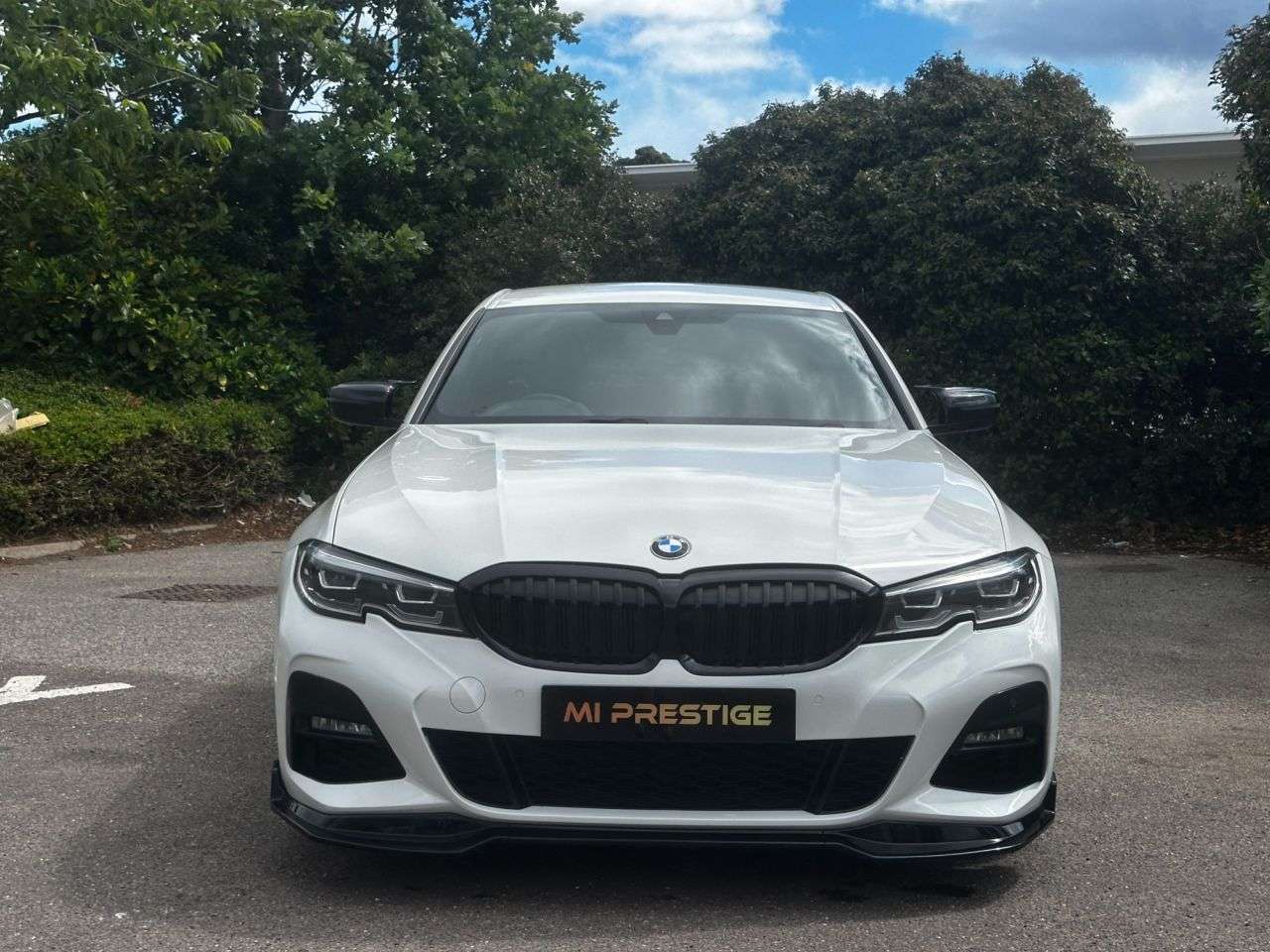 A 2019 BMW 3 SERIES 2.0 330i M Sport Saloon 4dr Petrol Auto Euro 6 (s/s) (258 ps) 19in ALLOYS-T A 2019 BMW 3 SERIES 2.0 330i M Sport Saloon 4dr Petrol Auto Euro 6 (s/s) (258 ps) 19in ALLOYS-T
