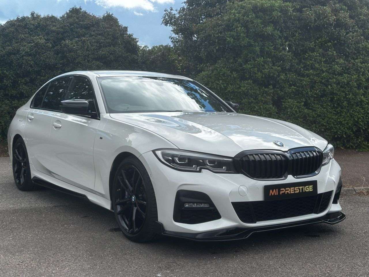 A 2019 BMW 3 SERIES 2.0 330i M Sport Saloon 4dr Petrol Auto Euro 6 (s/s) (258 ps) 19in ALLOYS-T A 2019 BMW 3 SERIES 2.0 330i M Sport Saloon 4dr Petrol Auto Euro 6 (s/s) (258 ps) 19in ALLOYS-T