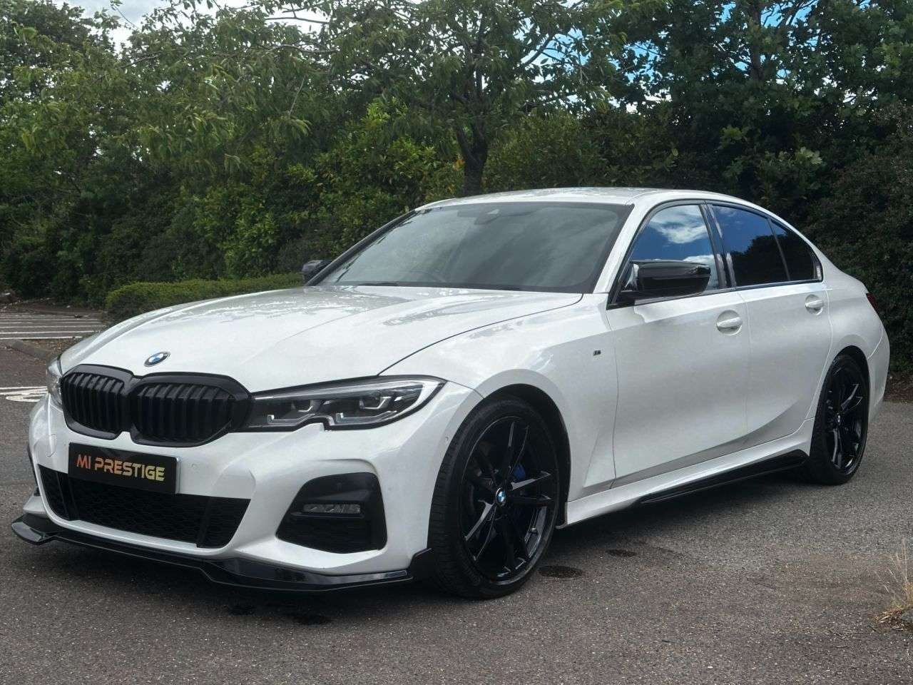 A 2019 BMW 3 SERIES 2.0 330i M Sport Saloon 4dr Petrol Auto Euro 6 (s/s) (258 ps) 19in ALLOYS-T A 2019 BMW 3 SERIES 2.0 330i M Sport Saloon 4dr Petrol Auto Euro 6 (s/s) (258 ps) 19in ALLOYS-T