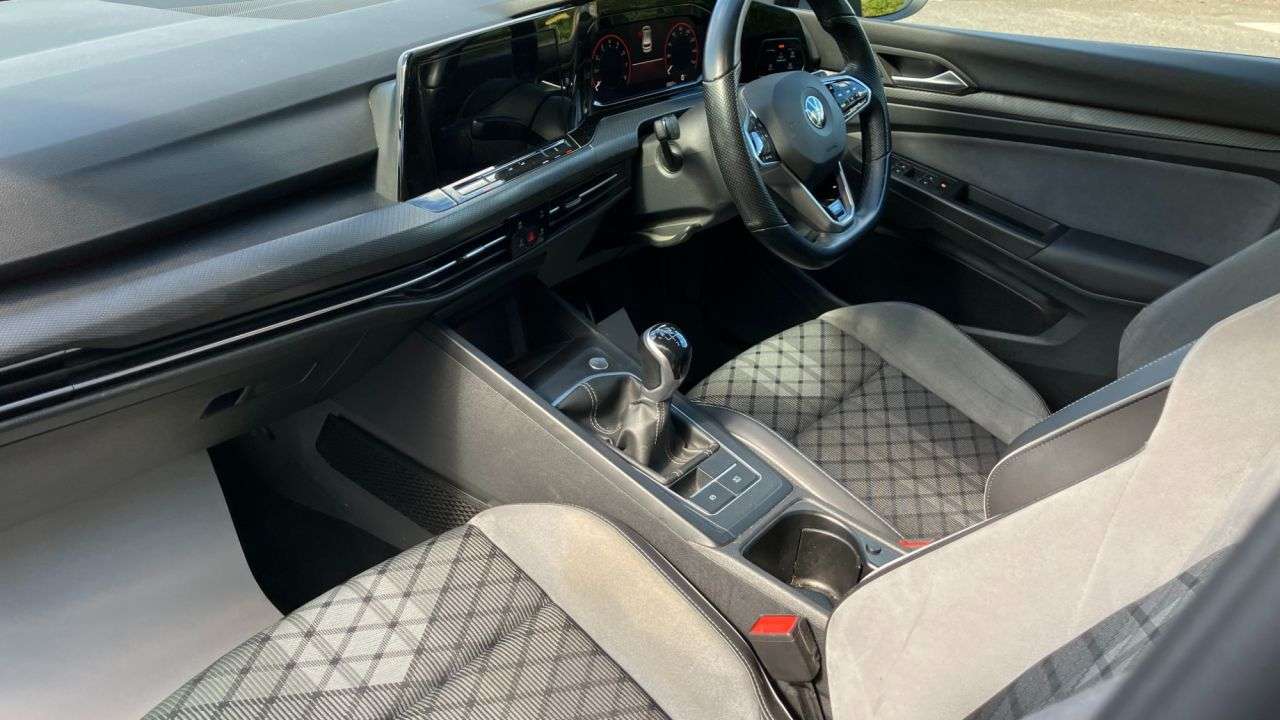 2021 VOLKSWAGEN GOLF 2021 VOLKSWAGEN GOLF