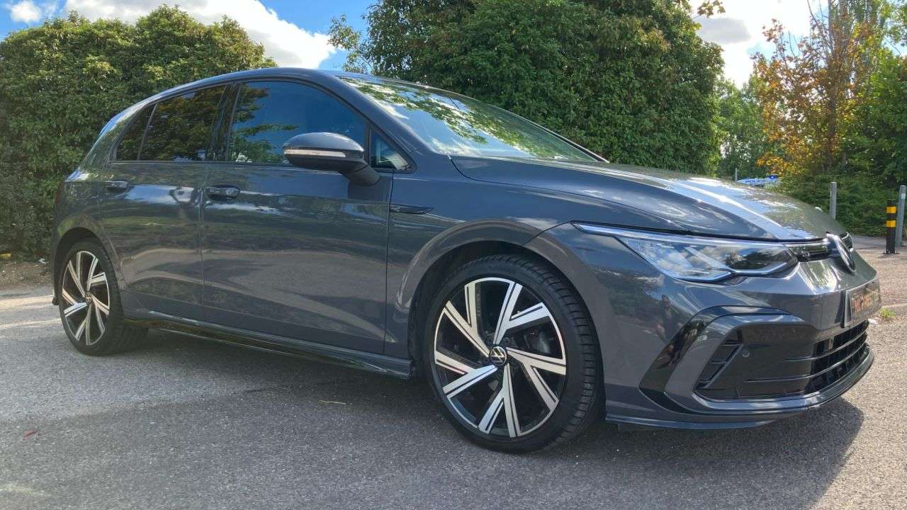 A 2021 VOLKSWAGEN GOLF 1.5 TSI R-Line Hatchback 5dr Petrol Manual Euro 6 (s/s) (130 ps) HEATED STE A 2021 VOLKSWAGEN GOLF 1.5 TSI R-Line Hatchback 5dr Petrol Manual Euro 6 (s/s) (130 ps) HEATED STE