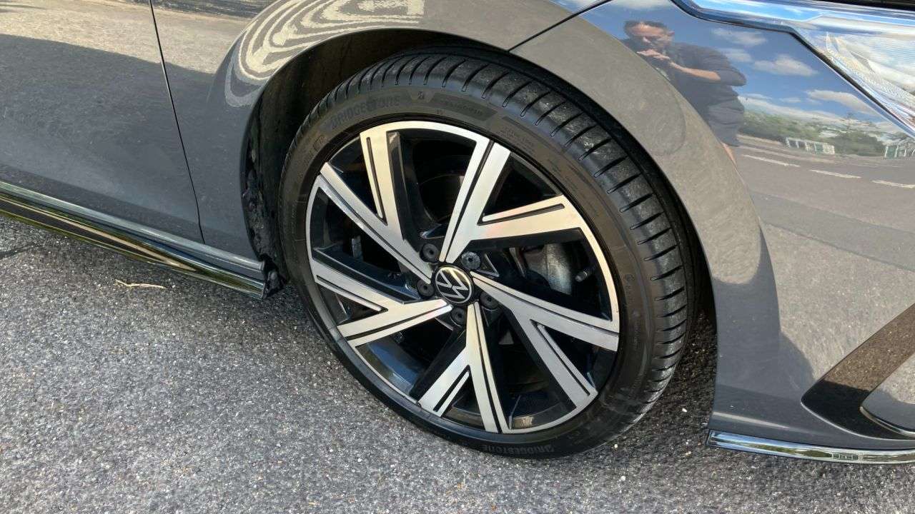 2021 VOLKSWAGEN GOLF 2021 VOLKSWAGEN GOLF