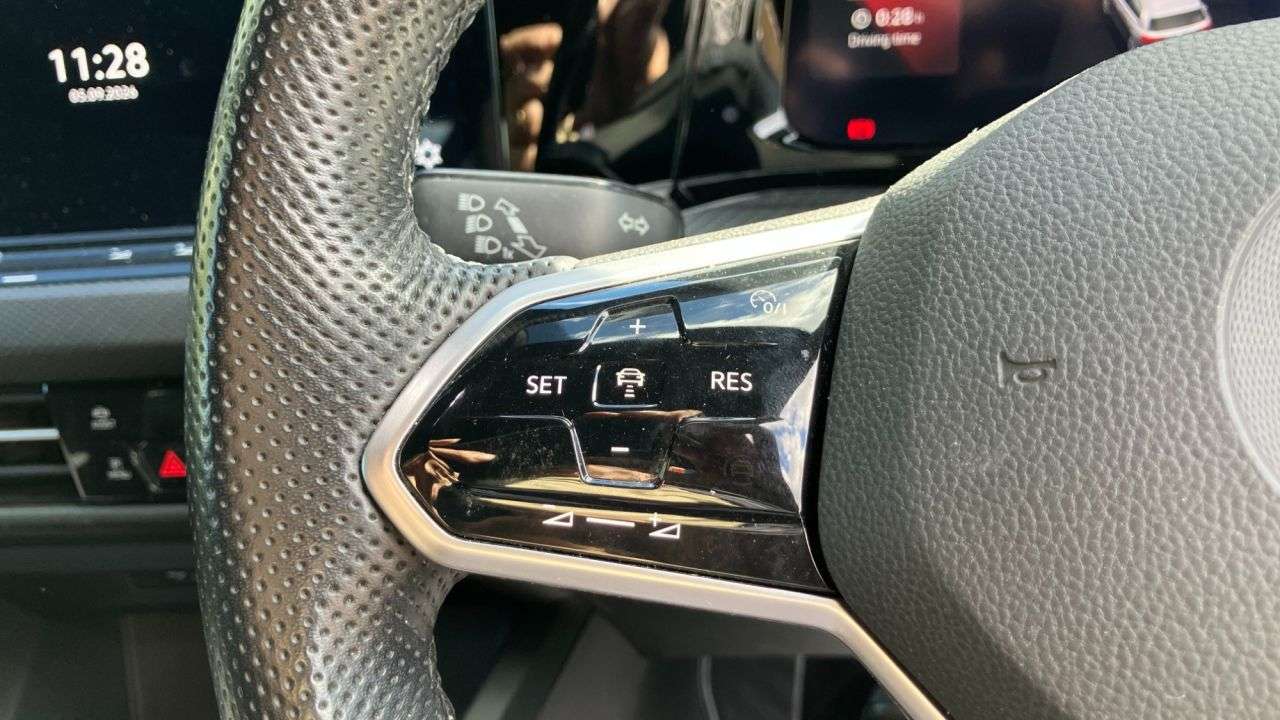 2021 VOLKSWAGEN GOLF 2021 VOLKSWAGEN GOLF