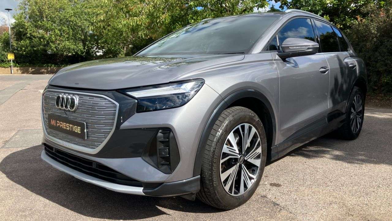 A 2023 AUDI Q4 E-TRON 40 Sport SUV 5dr Electric Auto 82kWh (204 ps) PARKING AIDS - 3 ZONE AIR CON A 2023 AUDI Q4 E-TRON 40 Sport SUV 5dr Electric Auto 82kWh (204 ps) PARKING AIDS - 3 ZONE AIR CON