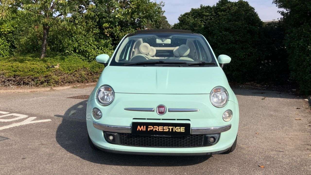 A 2014 FIAT 500C 1.2 Lounge Convertible 2dr Petrol Manual Euro 6 (s/s) (69 bhp) BLUE & ME-SM A 2014 FIAT 500C 1.2 Lounge Convertible 2dr Petrol Manual Euro 6 (s/s) (69 bhp) BLUE & ME-SM