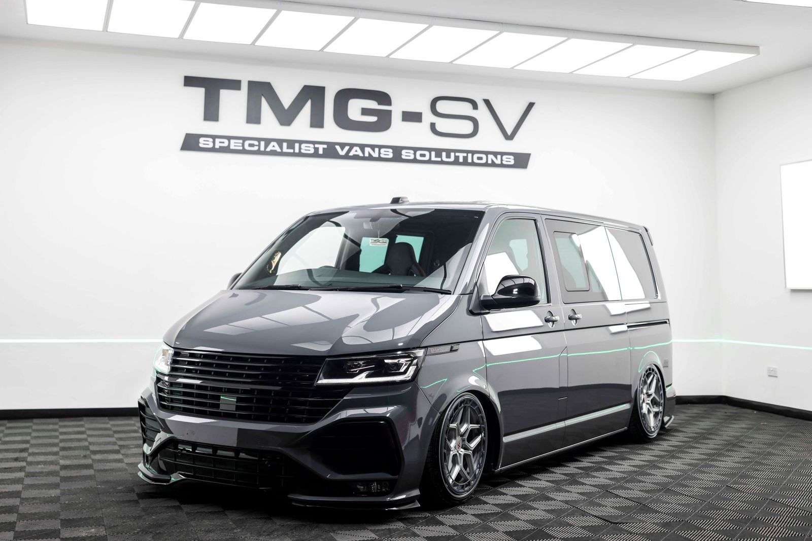 A 2022 VOLKSWAGEN TRANSPORTER T6.1 2.0 BiTDI T32 Sportline Kombi Double Cab 5dr Diesel DSG FWD SWB Euro 6 (s/s) (204 ps) TMG R SHOWVAN A 2022 VOLKSWAGEN TRANSPORTER T6.1 2.0 BiTDI T32 Sportline Kombi Double Cab 5dr Diesel DSG FWD SWB Euro 6 (s/s) (204 ps) TMG R SHOWVAN