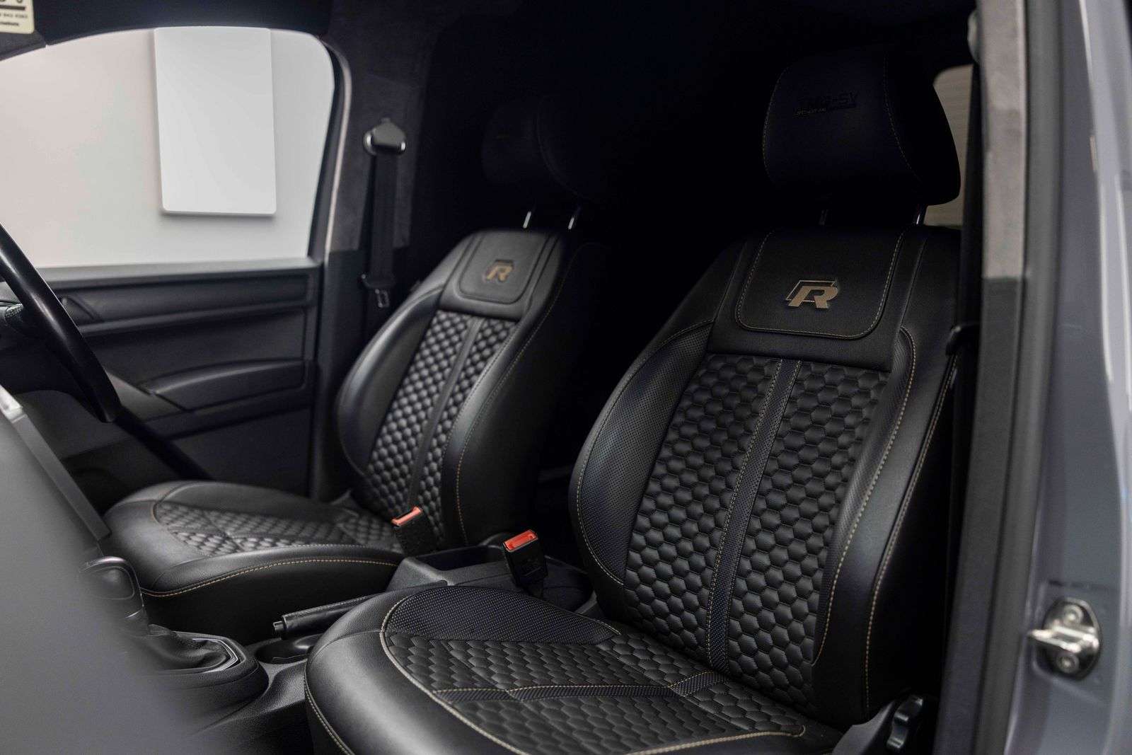 A 2017 VOLKSWAGEN CADDY 2.0 TDI TMG R CADDY Tech Highline Panel Van 5dr Diesel DSG SWB DSG A 2017 VOLKSWAGEN CADDY 2.0 TDI TMG R CADDY Tech Highline Panel Van 5dr Diesel DSG SWB DSG