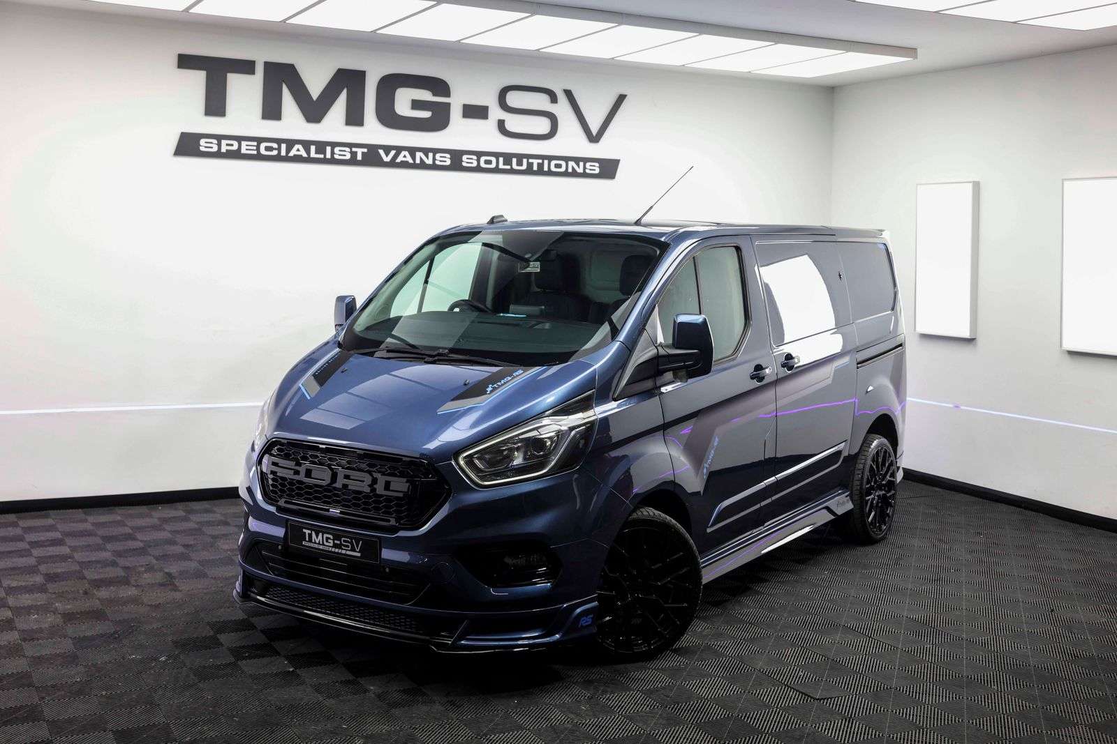 A 2022 FORD TRANSIT CUSTOM 2.0 280 EcoBlue Limited Panel Van 5dr Diesel Manual L1 H1 Euro 6 (s/s) (130 ps) A 2022 FORD TRANSIT CUSTOM 2.0 280 EcoBlue Limited Panel Van 5dr Diesel Manual L1 H1 Euro 6 (s/s) (130 ps)