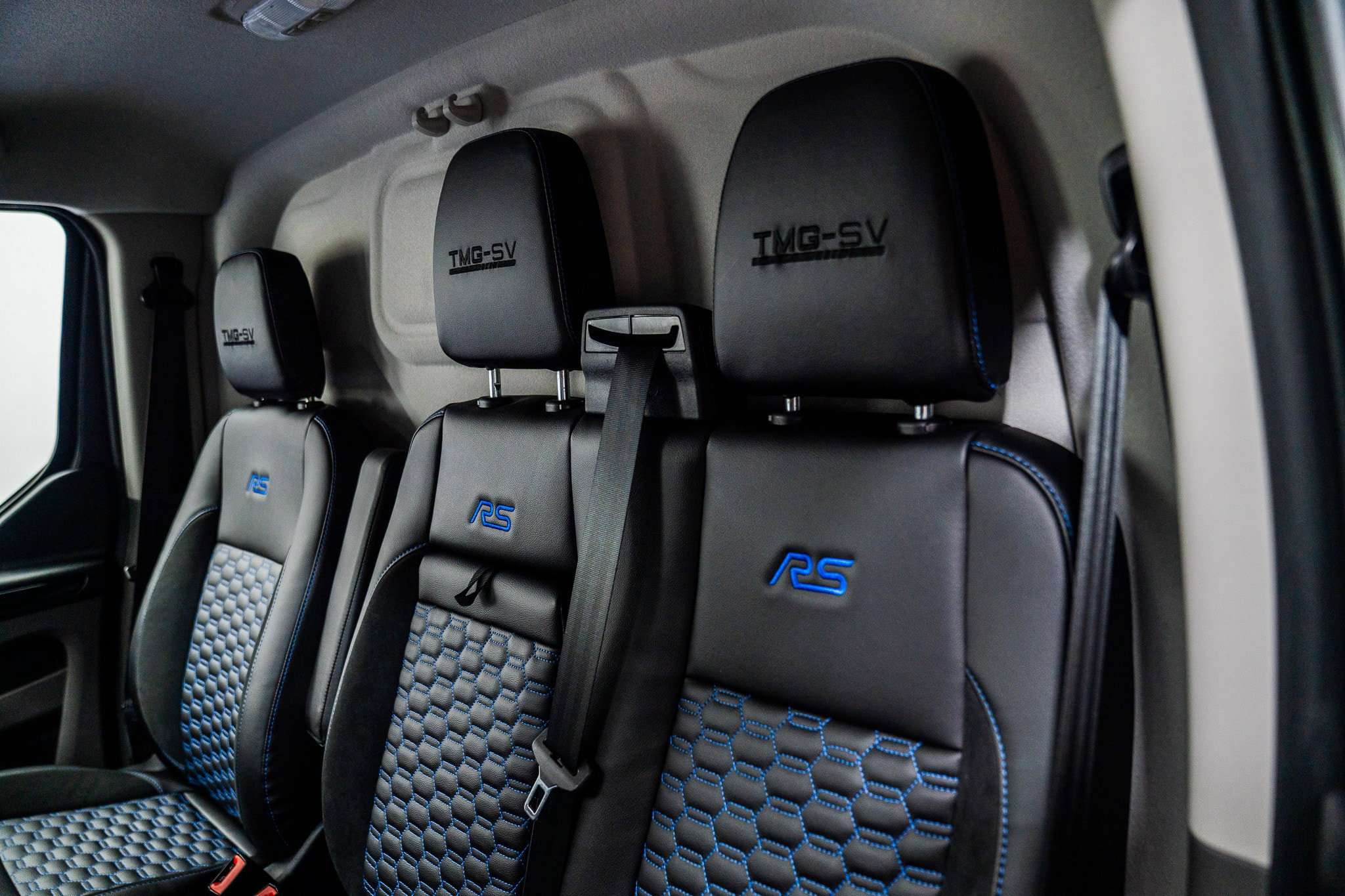 A 2021 FORD TRANSIT CUSTOM 2.0 280 EcoBlue Limited Panel Van 5dr Diesel Manual L1 H1 Euro 6 (s/s) (130 ps) A 2021 FORD TRANSIT CUSTOM 2.0 280 EcoBlue Limited Panel Van 5dr Diesel Manual L1 H1 Euro 6 (s/s) (130 ps)