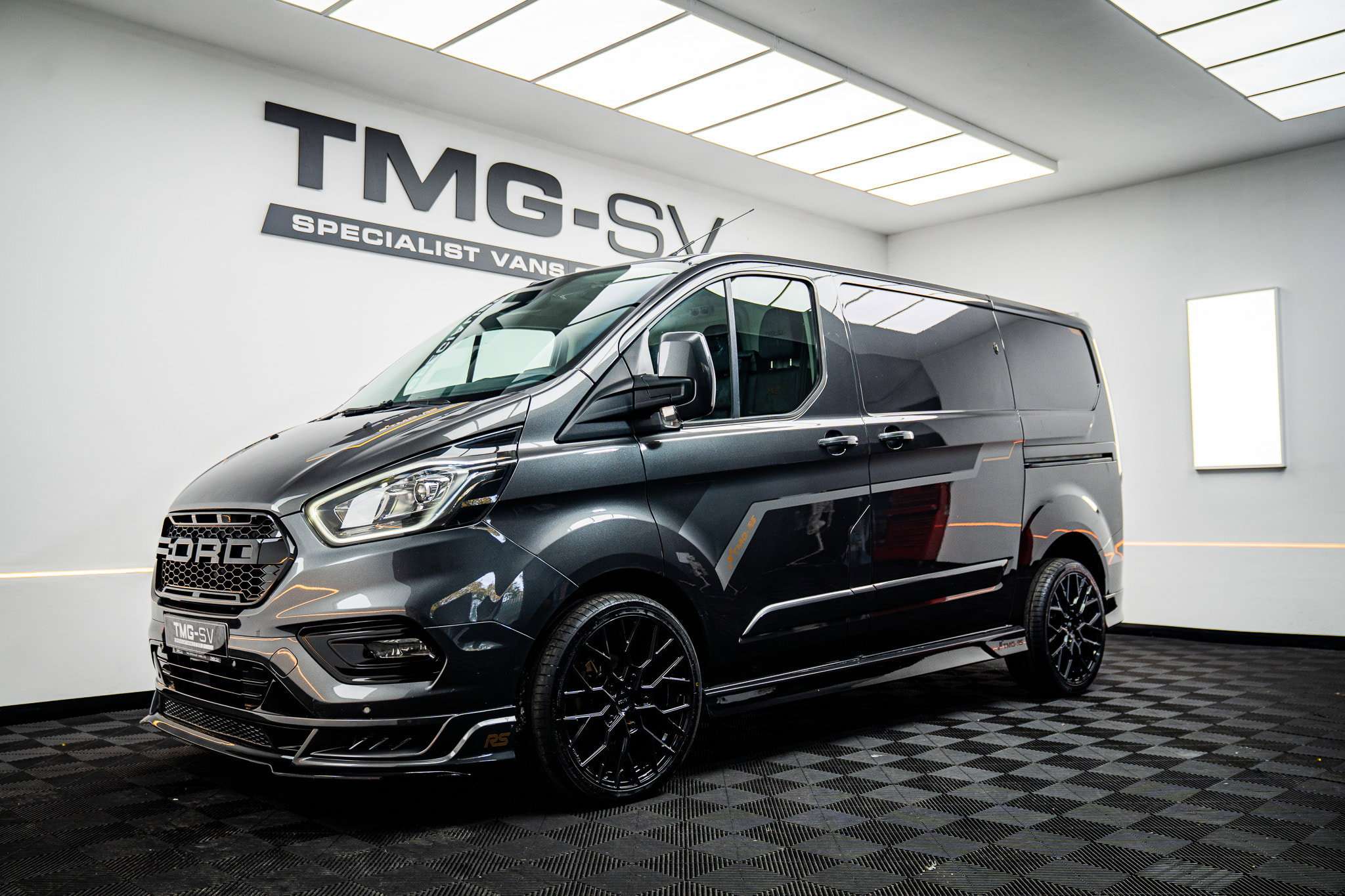 A 2022 FORD TRANSIT CUSTOM 2.0 280 EcoBlue Limited Panel Van 5dr Diesel Manual L1 H1 Euro 6 (s/s) (130 ps) A 2022 FORD TRANSIT CUSTOM 2.0 280 EcoBlue Limited Panel Van 5dr Diesel Manual L1 H1 Euro 6 (s/s) (130 ps)