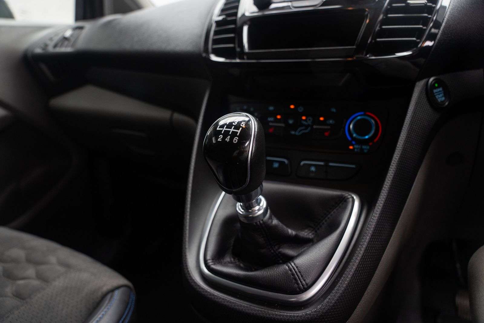 2018 FORD TRANSIT CONNECT 2018 FORD TRANSIT CONNECT