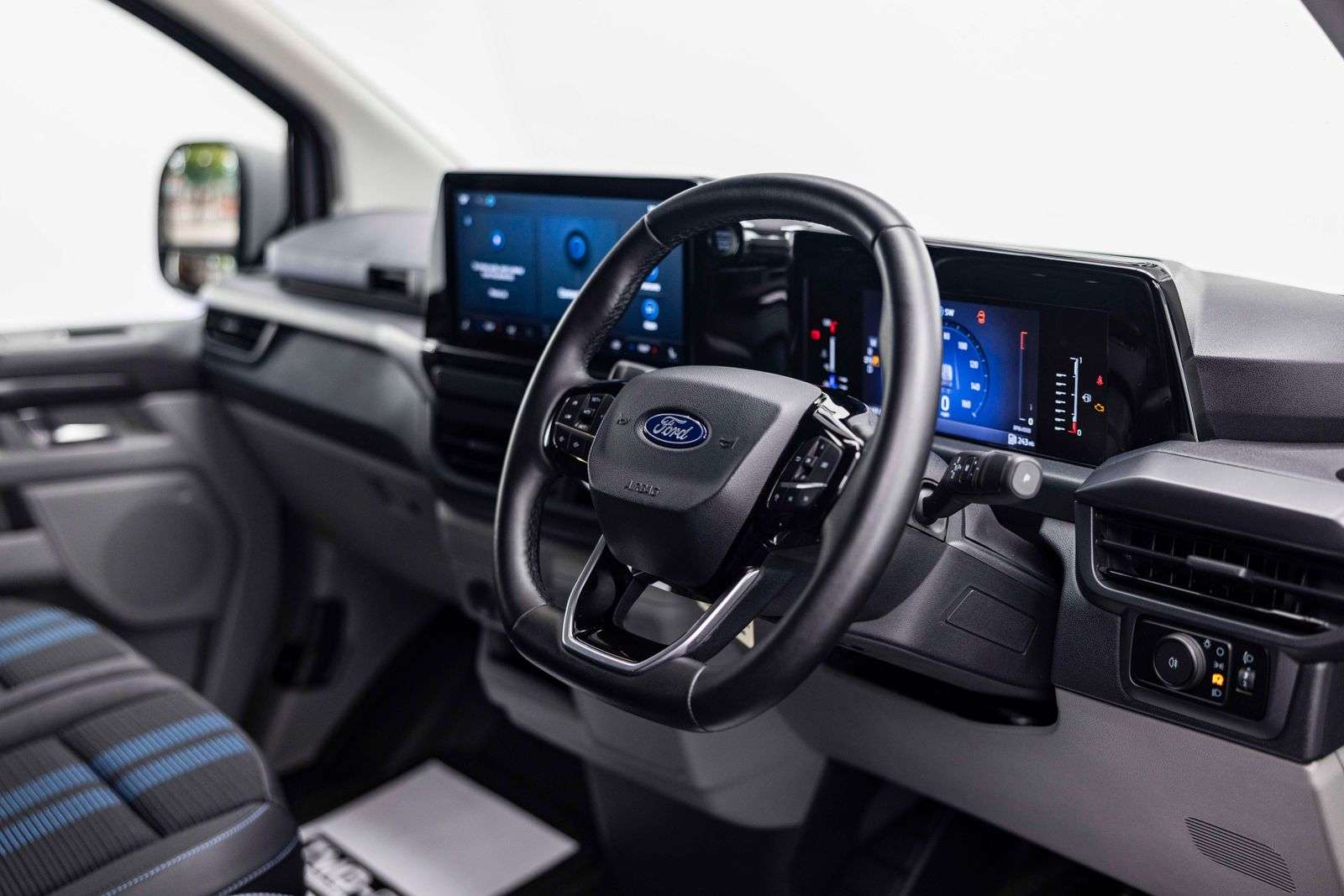 2024 FORD TRANSIT CUSTOM 2024 FORD TRANSIT CUSTOM