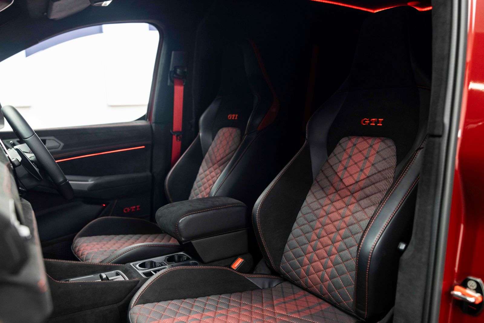 A 2024 VOLKSWAGEN CADDY 2.0 TDI CADDY Commerce Pro Panel Van 5dr Diesel DSG SWB TMG R LIMITED 008 A 2024 VOLKSWAGEN CADDY 2.0 TDI CADDY Commerce Pro Panel Van 5dr Diesel DSG SWB TMG R LIMITED 008