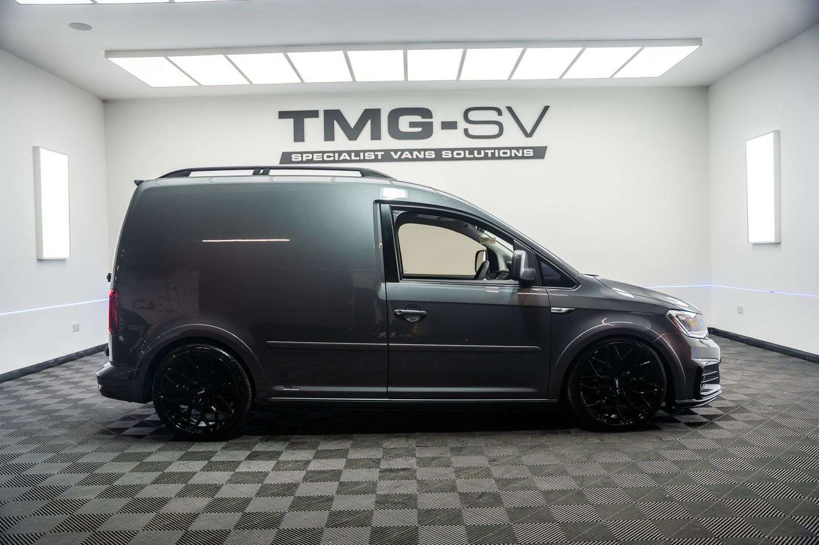 A 2017 VOLKSWAGEN CADDY 2.0 TDI C20 CADDY KOMBI Tech Highline Panel Van 5dr Diesel DSG SWB Euro 6 TMG R A 2017 VOLKSWAGEN CADDY 2.0 TDI C20 CADDY KOMBI Tech Highline Panel Van 5dr Diesel DSG SWB Euro 6 TMG R