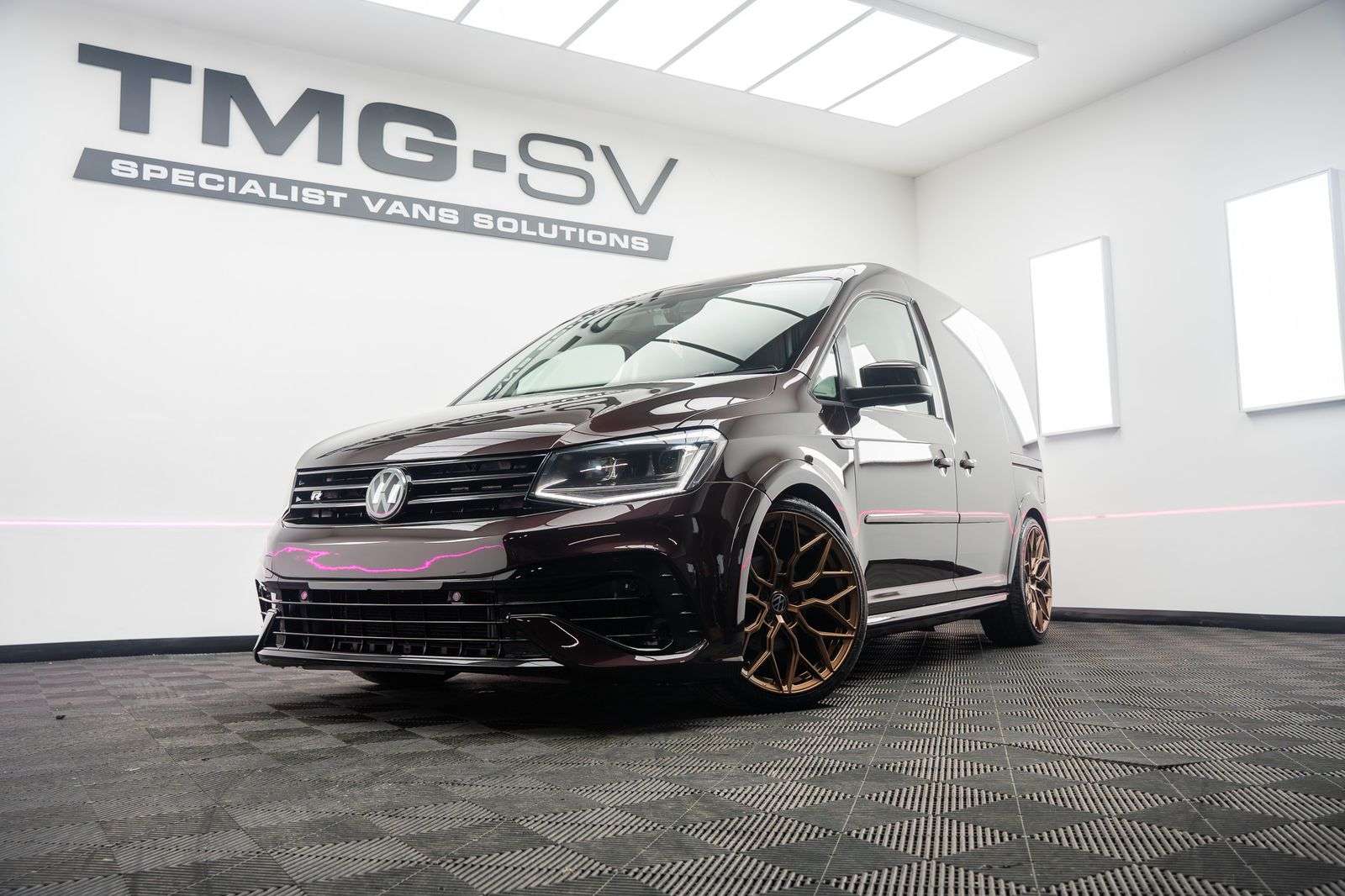 A 2020 VOLKSWAGEN CADDY 2.0 TDI CADDY Highline Panel Van 5dr Diesel Manual SWB Euro 6 TMG R kombi 5 seat A 2020 VOLKSWAGEN CADDY 2.0 TDI CADDY Highline Panel Van 5dr Diesel Manual SWB Euro 6 TMG R kombi 5 seat