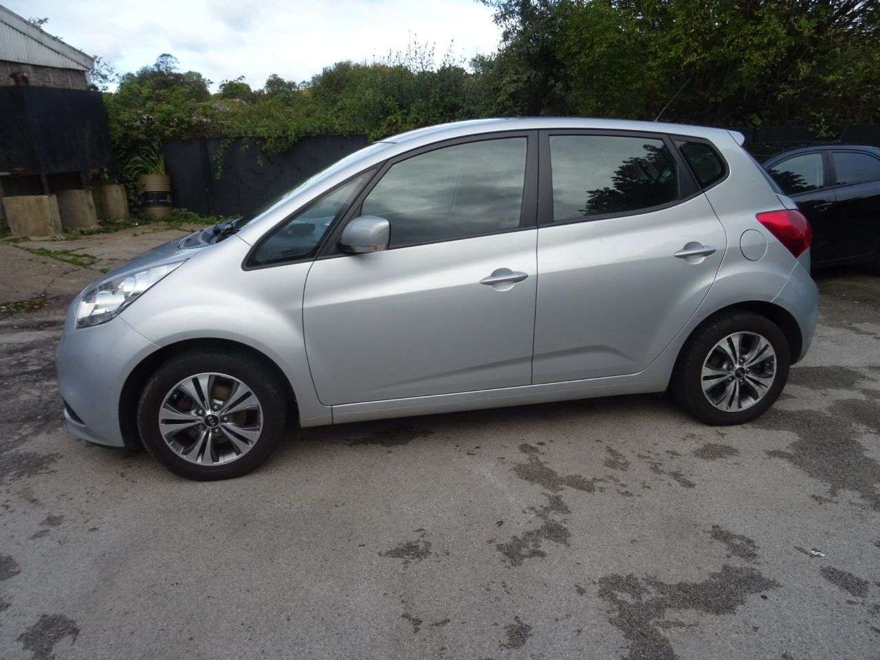 2017 KIA VENGA 2017 KIA VENGA