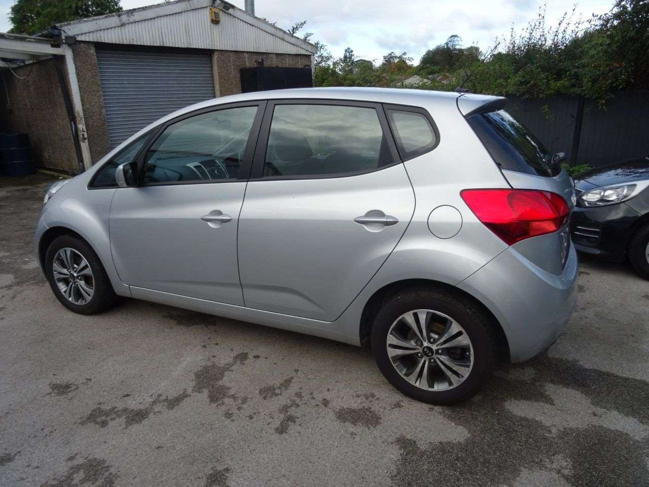 2017 KIA VENGA 2017 KIA VENGA