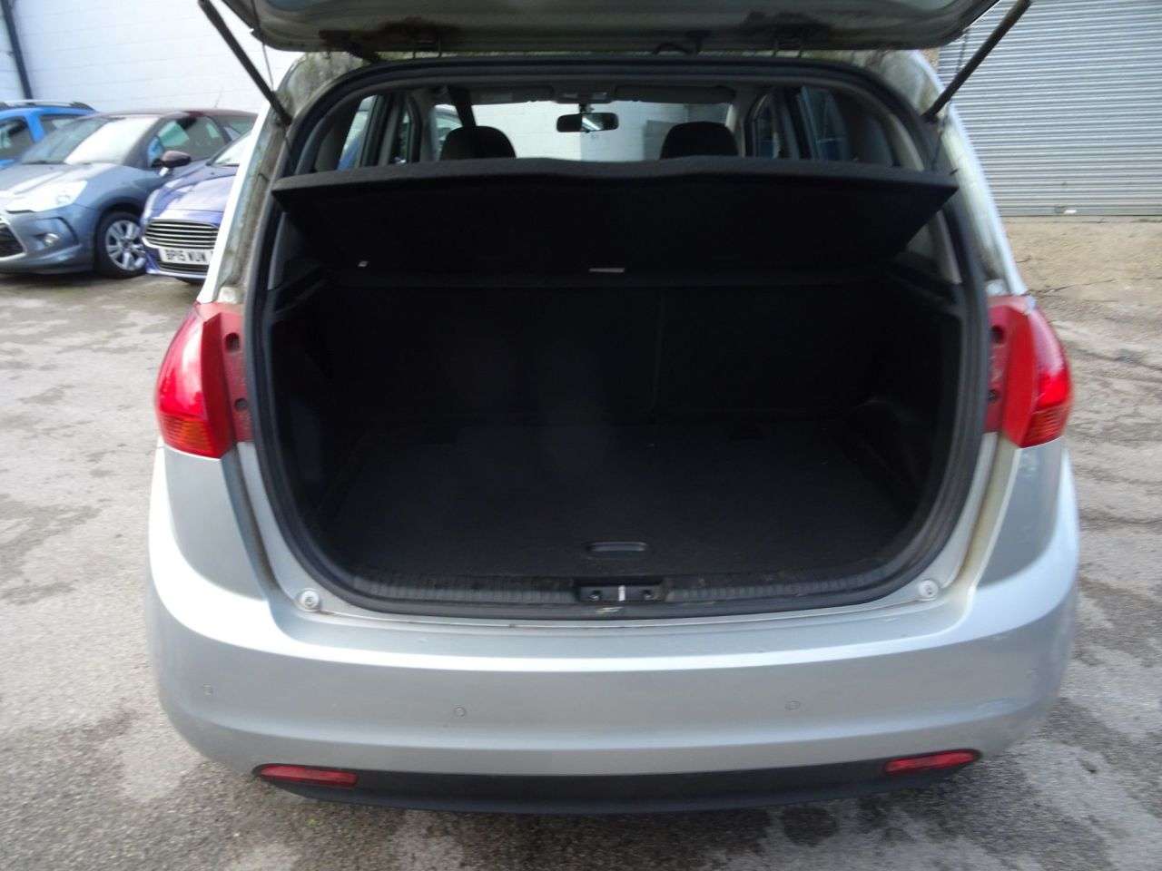 2017 KIA VENGA 2017 KIA VENGA