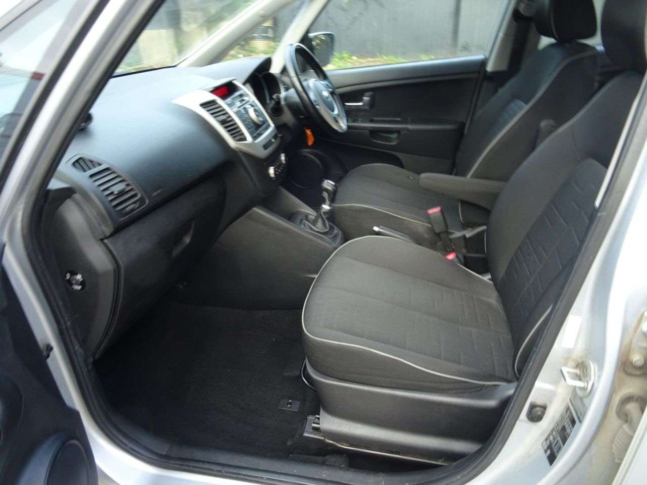 2017 KIA VENGA 2017 KIA VENGA