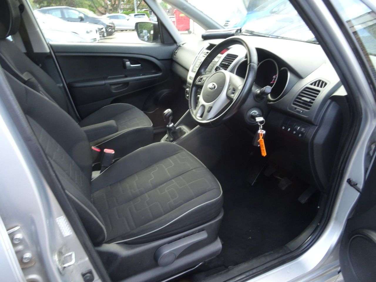 2017 KIA VENGA 2017 KIA VENGA