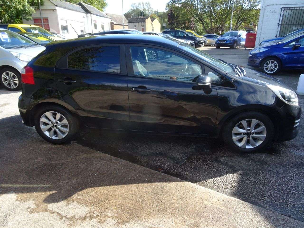 2016 KIA RIO 2016 KIA RIO