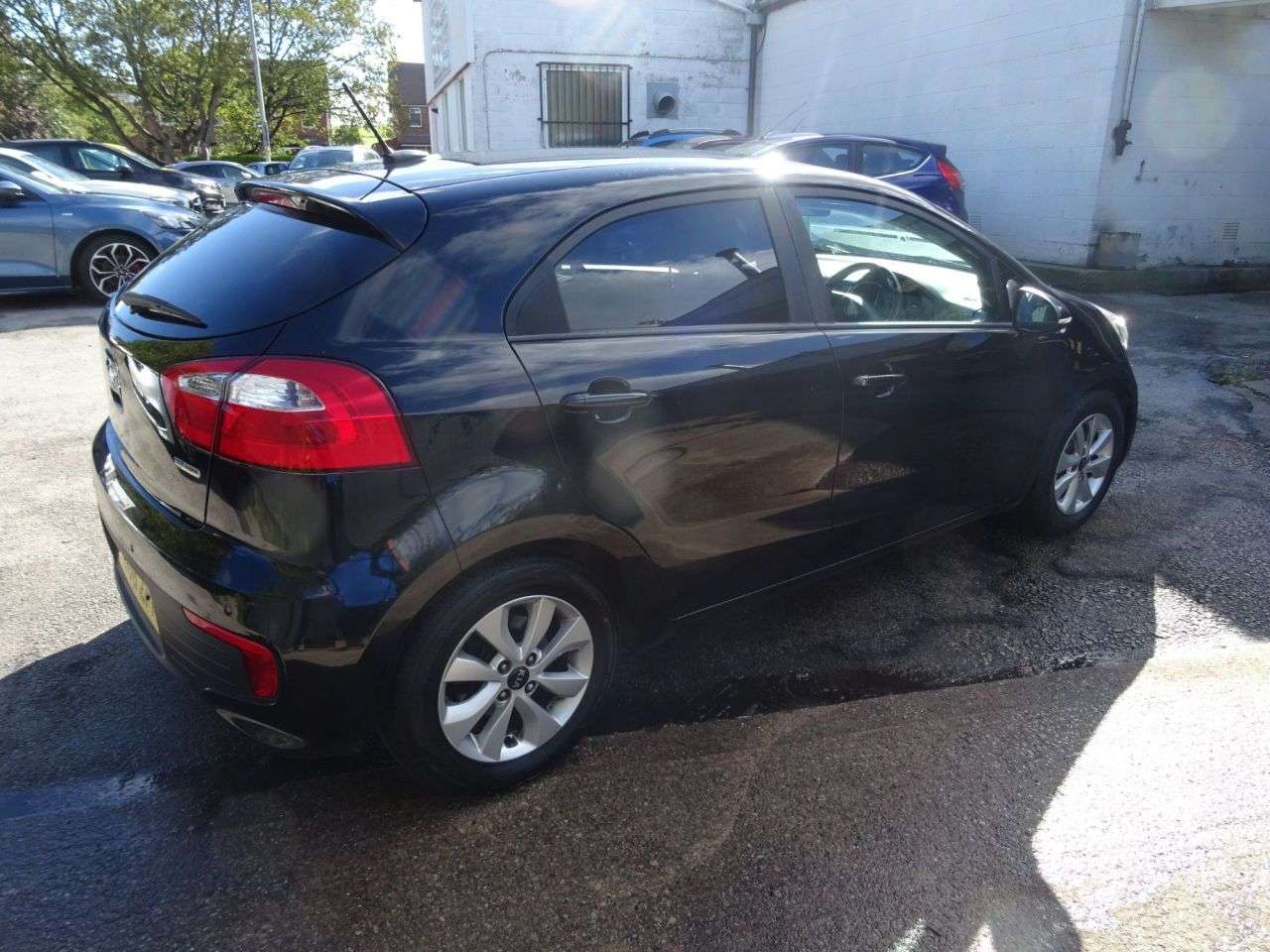2016 KIA RIO 2016 KIA RIO