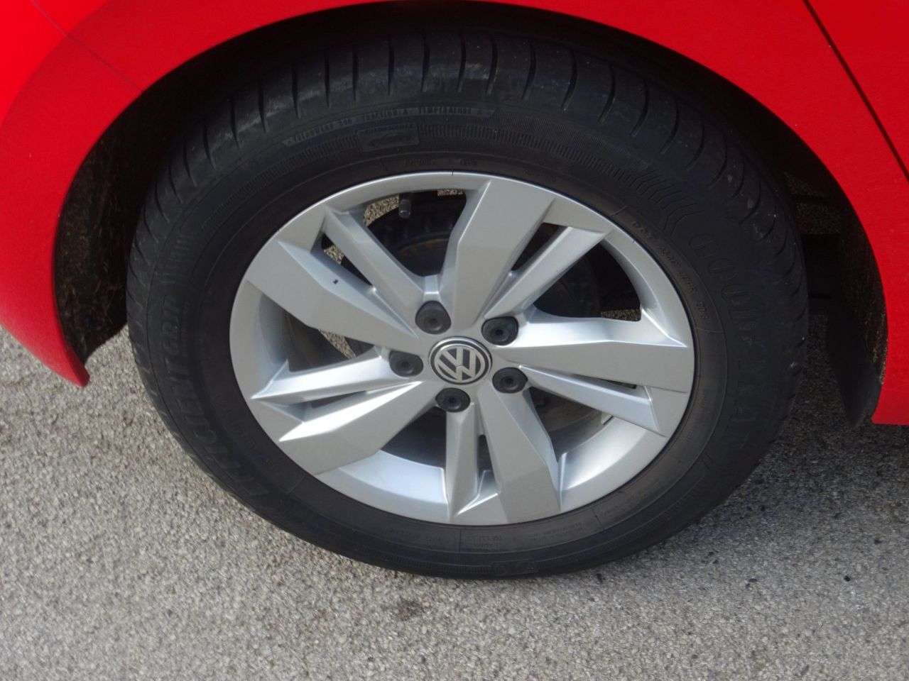 2019 VOLKSWAGEN POLO 2019 VOLKSWAGEN POLO