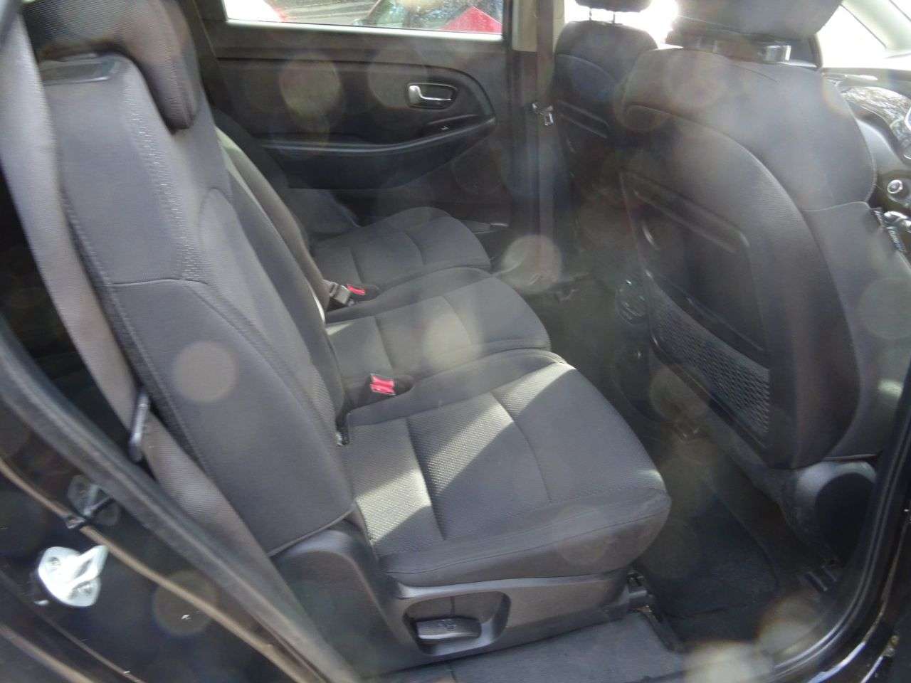 2014 KIA CARENS 2014 KIA CARENS