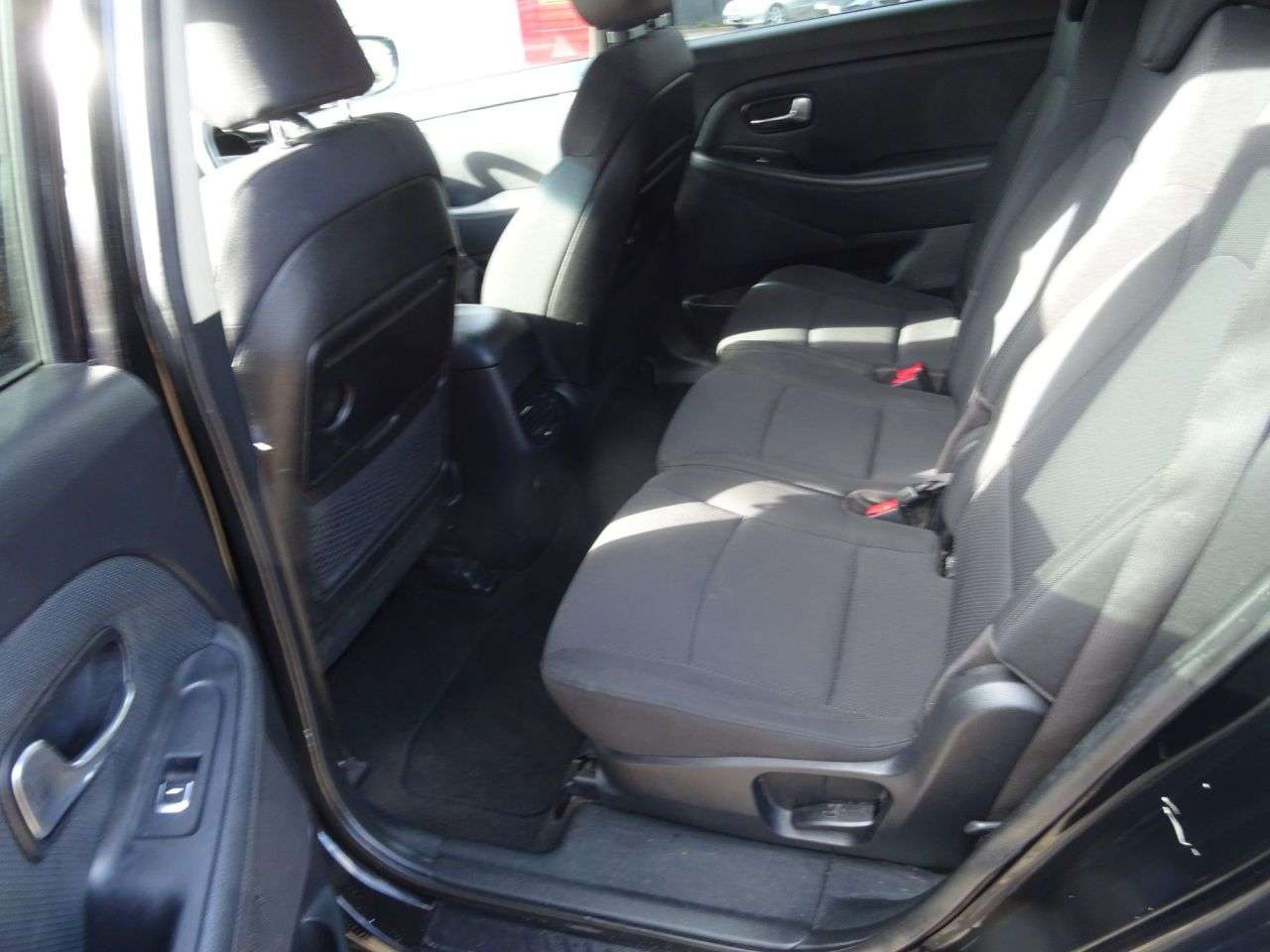 2014 KIA CARENS 2014 KIA CARENS