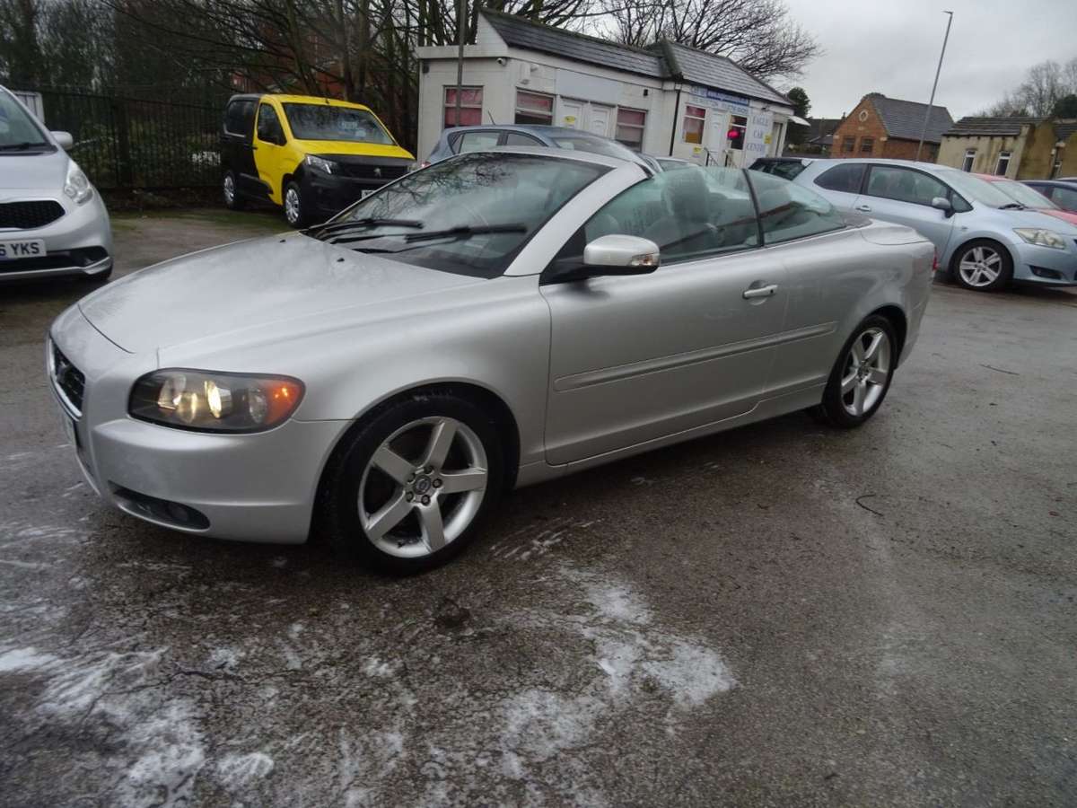 Check out this Volvo C70 2008 Diesel Manual