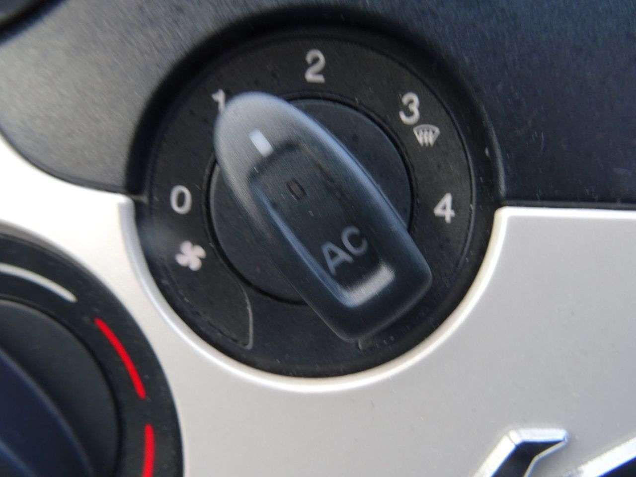 2013 FORD KA 2013 FORD KA