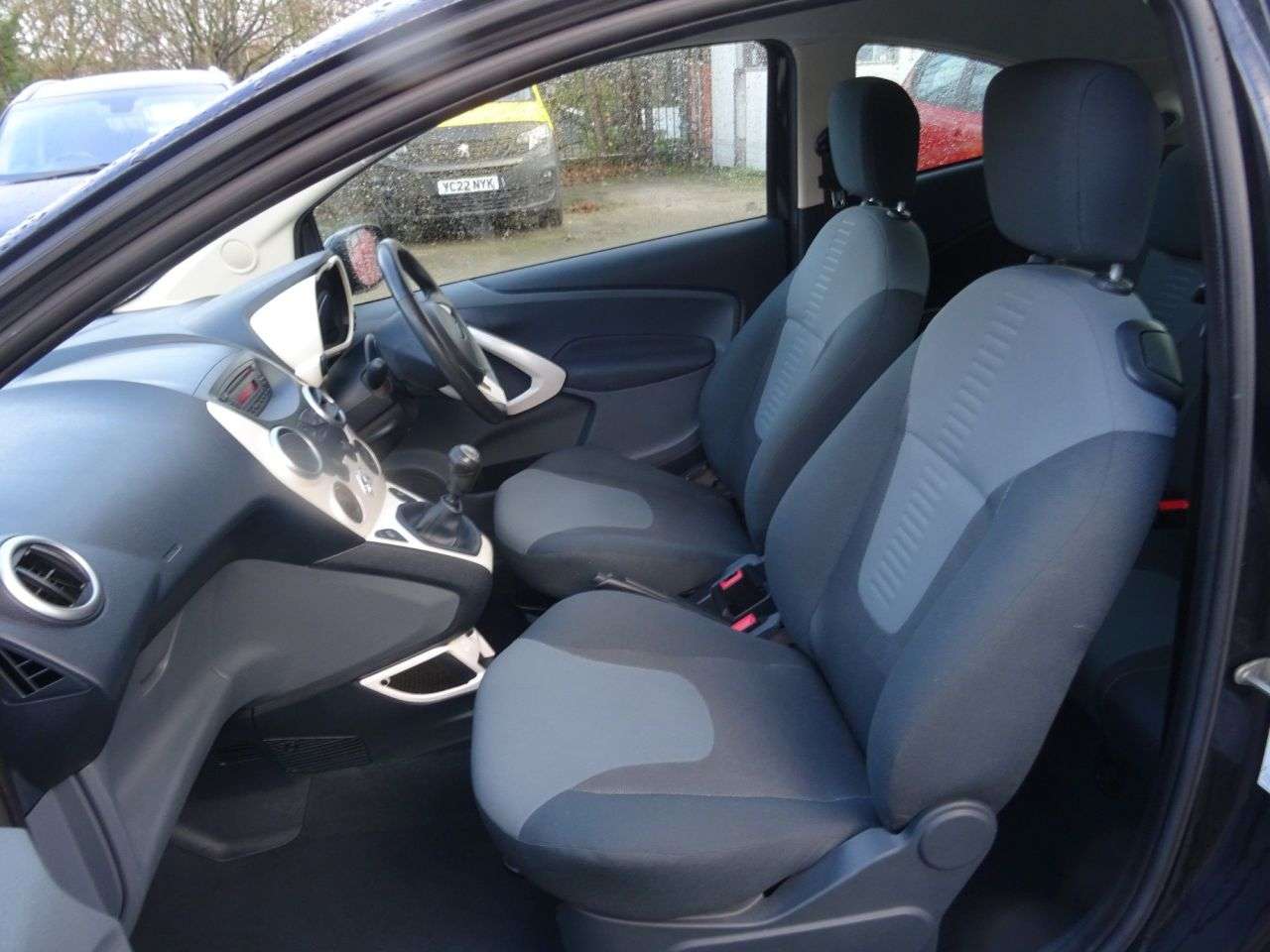 2013 FORD KA 2013 FORD KA