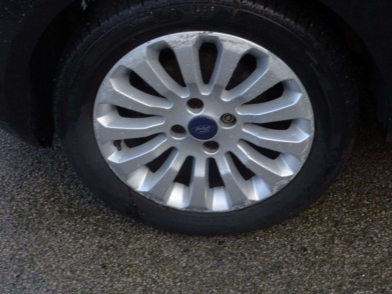 2013 FORD KA 2013 FORD KA