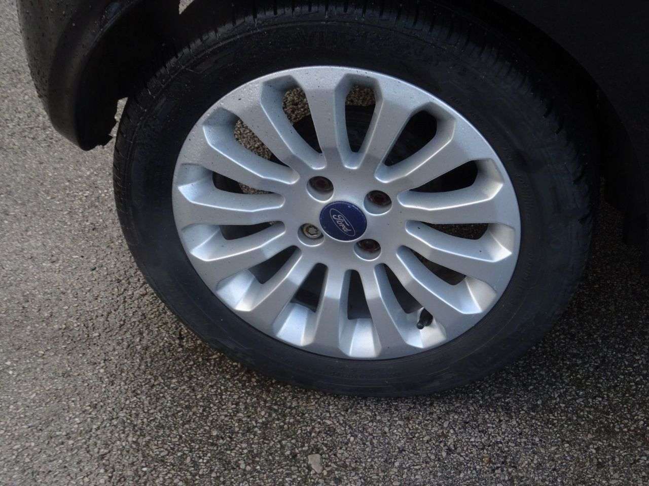 2013 FORD KA 2013 FORD KA