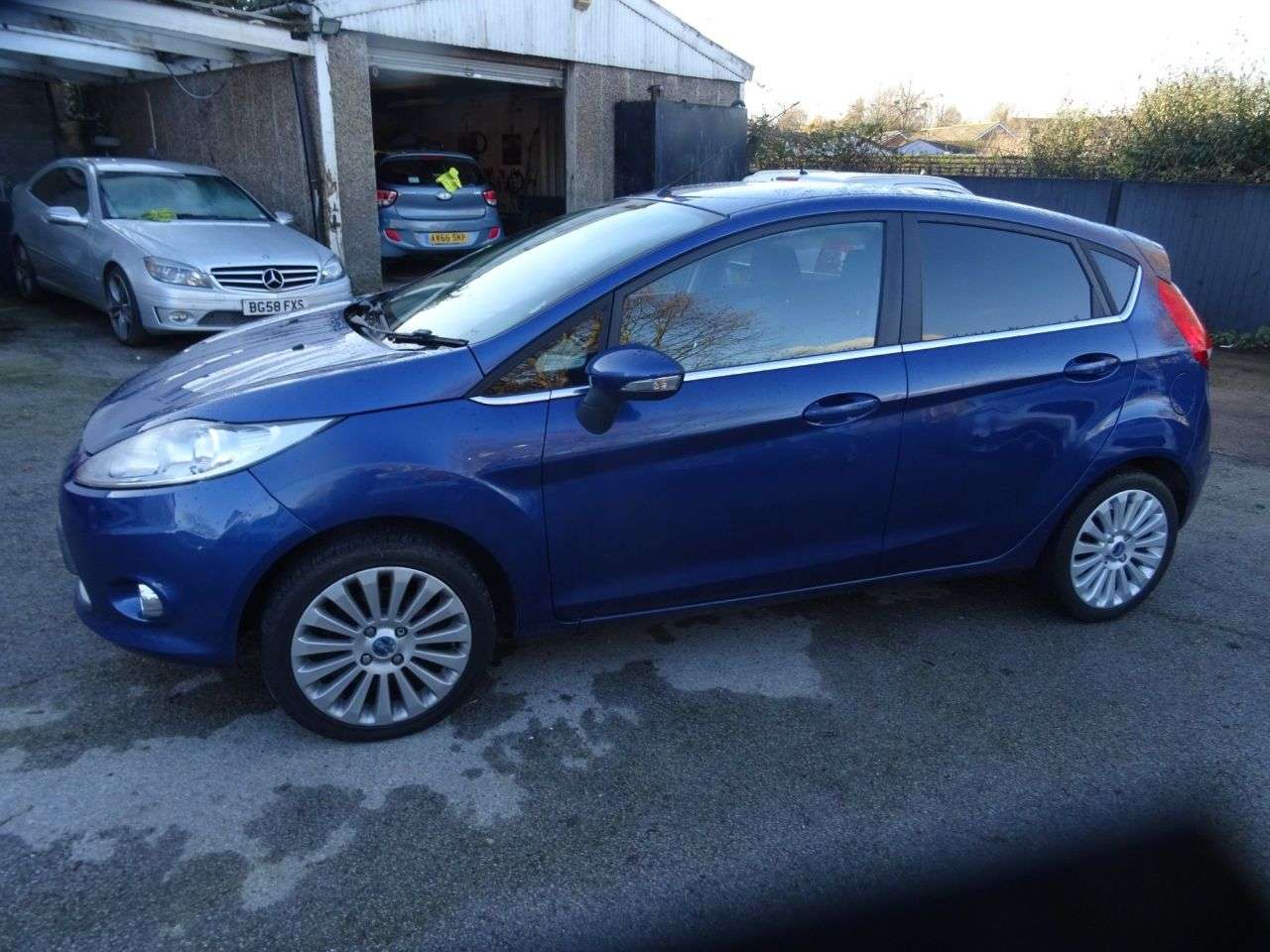 2009 FORD FIESTA 2009 FORD FIESTA