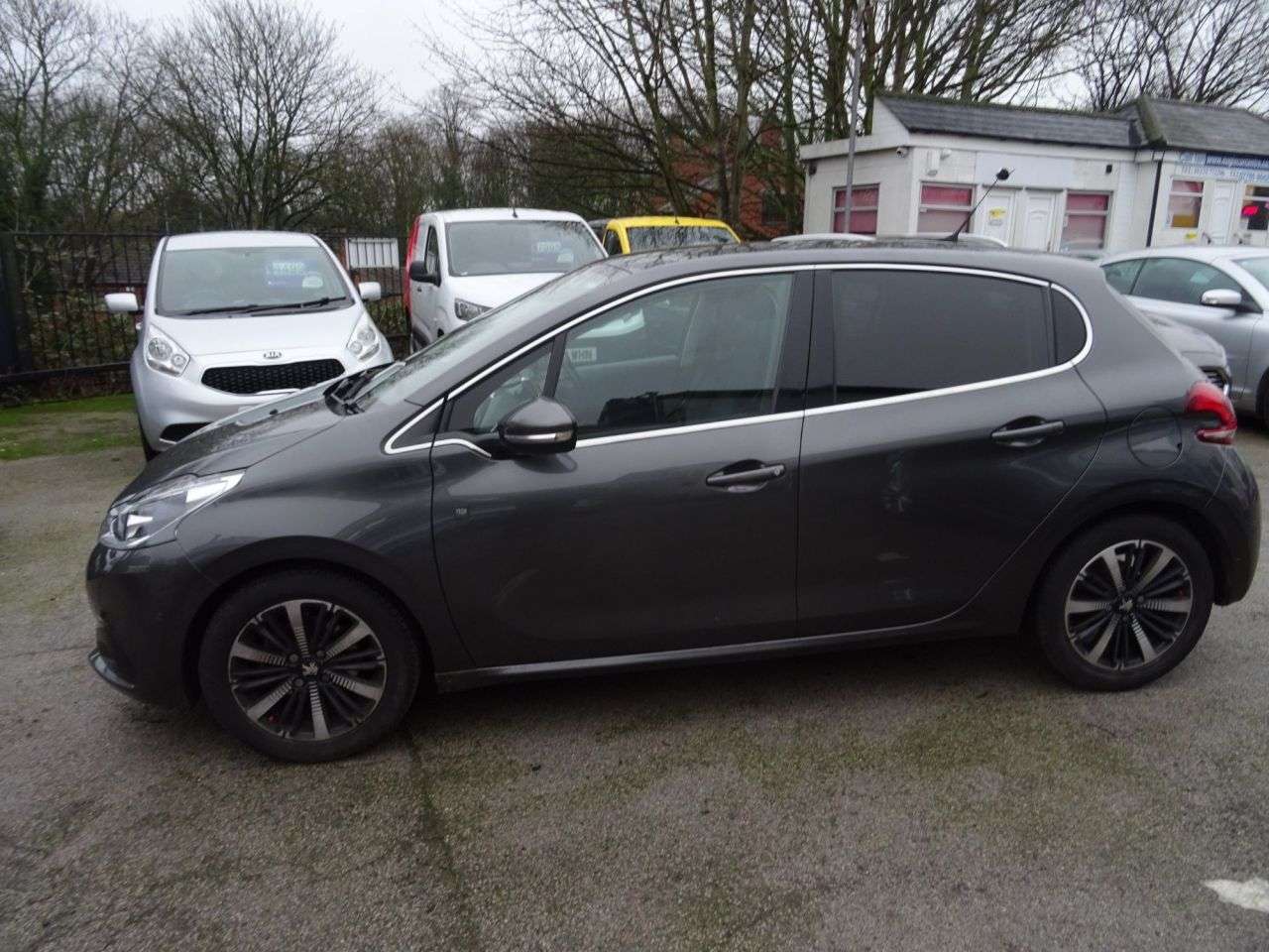 2019 PEUGEOT 208 2019 PEUGEOT 208