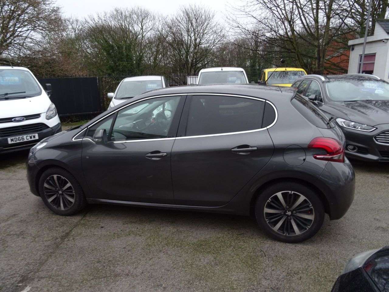 2019 PEUGEOT 208 2019 PEUGEOT 208