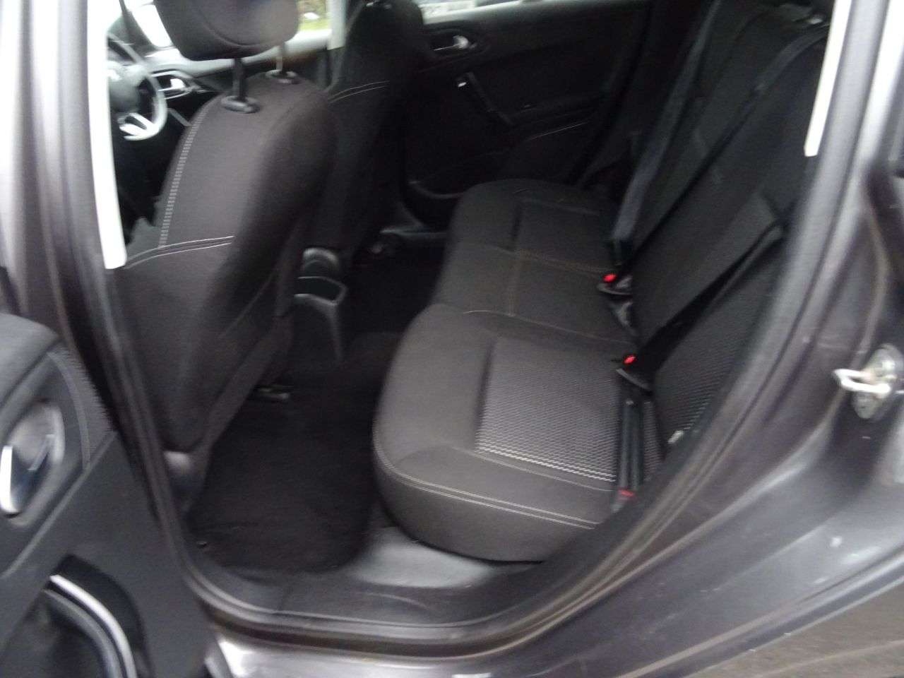 2019 PEUGEOT 208 2019 PEUGEOT 208